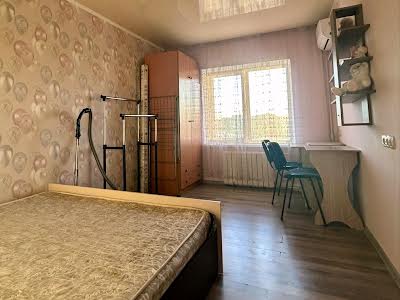квартира за адресою Героїв просп., 1
