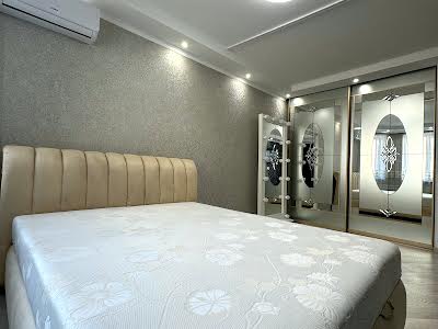 квартира за адресою Миру вул., 50