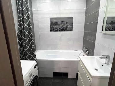 квартира за адресою Зелена вул., 115д