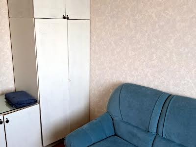 квартира за адресою Червоної Калини просп. (Володимира Маяковського), 8-Б