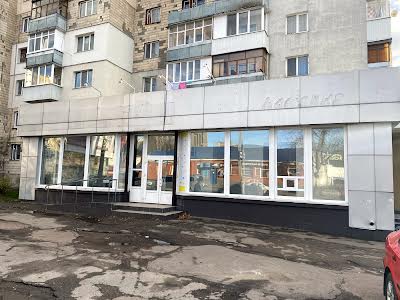 коммерческая по адресу вул. Перемоги, 54