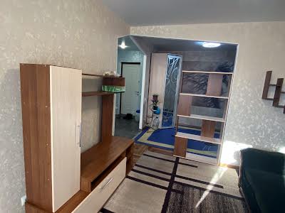 квартира за адресою Автозаводська, 8