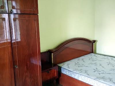 квартира за адресою Топольна вул., 12