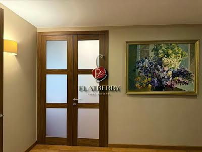 квартира по адресу Межигорская ул., 28