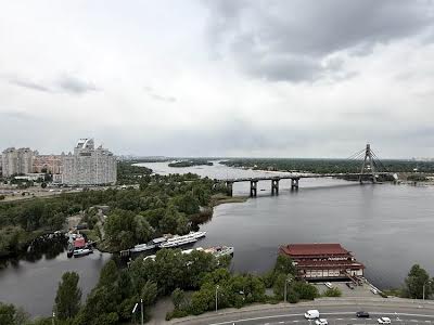 квартира за адресою Набережно-Рибальська вул., 27