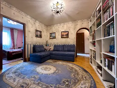 квартира по адресу Ревуцкого ул., 44