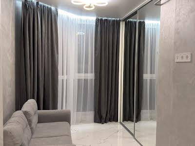 квартира за адресою Щаслива вул., 63