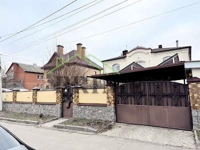 дом по адресу Фруктова, 8