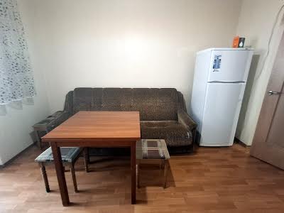 квартира по адресу Олены Пчилки ул., 2