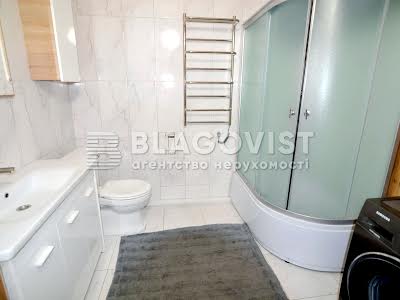 квартира за адресою Дмитрівська, 60/19