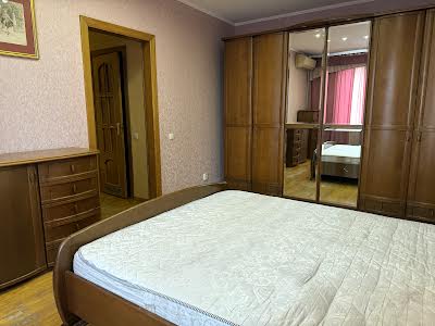 квартира за адресою Микільсько-Слобідська вул., 4в