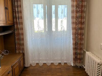 квартира за адресою Володимира Івасюка просп. (Героїв Сталінграду), 11
