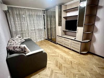 квартира за адресою Небесної Сотні просп. (Маршала Жукова), 31