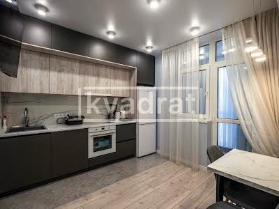 квартира за адресою Ревуцького вул., 40Б