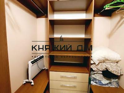 квартира за адресою Авіаконструктора Ігоря Сікорського вул. (Танкова), 1