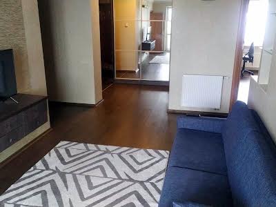 квартира по адресу Червоной Калины просп., 1