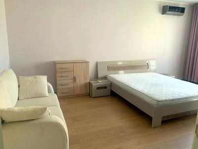 квартира за адресою Героїв Дніпра вул., 75