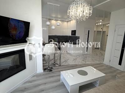 квартира по адресу с. Софиевская борщаговка, Боголюбова ул., 34