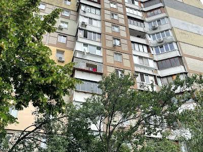 квартира по адресу Николая Ушакова ул., 16