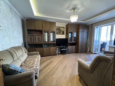 квартира за адресою Київ, Ернста вул., 8