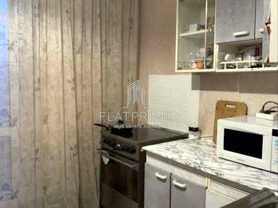 квартира за адресою Автозаводська вул., 43