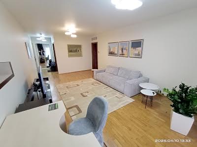 квартира по адресу Вице Адмирала Жукова, 3/7