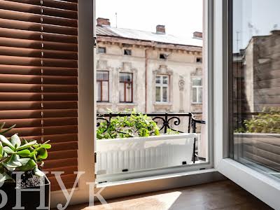 квартира за адресою Академіка Архипа Люльки вул., 1