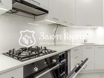 квартира за адресою Соборна вул., 103/21
