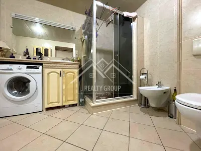 квартира за адресою Романа Шухевича вул. (Мусоргського), 27