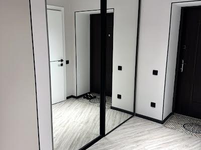 квартира за адресою Молодіжна вул., 10