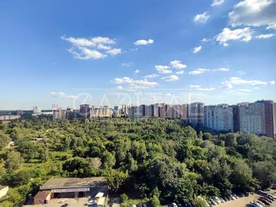 квартира за адресою Михайла Максимовича вул. (Онуфрія Трутенка), 32-Б
