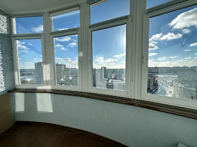 квартира за адресою Драгоманова вул., 40з
