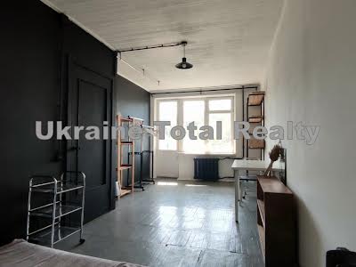 квартира за адресою Нижньоюрківська вул., 13