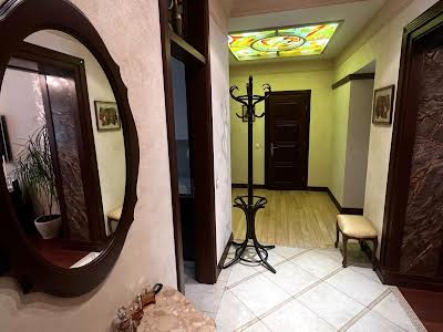 квартира по адресу Кубийовича ул., 11