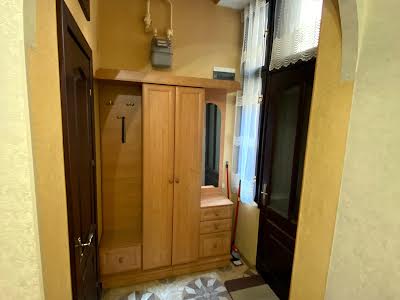 квартира за адресою Святого Теодора пл., 5