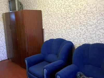 кімната за адресою Лісовий просп., 25