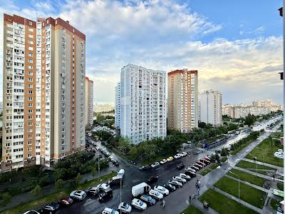 квартира по адресу Драгоманова ул., 2