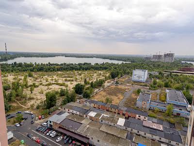 квартира за адресою Київ, Крушельницькой Соломії вул., 13