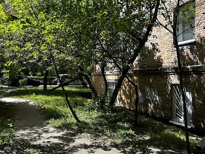 квартира за адресою Авіаконструктора Антонова вул., 10