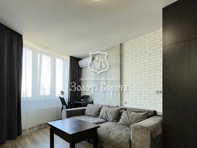 квартира за адресою Завальна вул., 10в