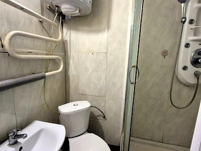 квартира за адресою Василя Сухомлинського вул. (Совхозна), 54а
