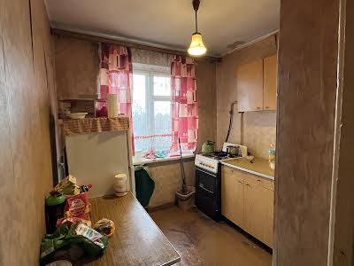 квартира за адресою Димитрова, 104