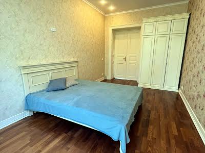 квартира по адресу Карпинского ул., 15