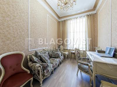 квартира за адресою Тараса Шевченка бульв., 48-Б