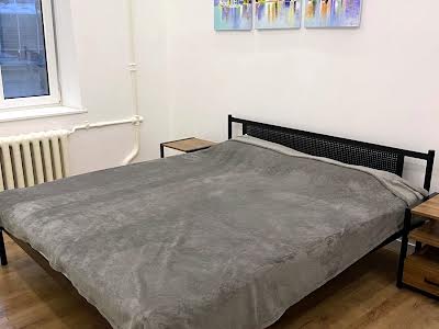 квартира за адресою Велика Васильківська вул. (Червоноармійська), 49