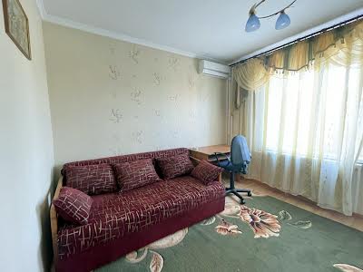 квартира за адресою Миколи Закревського вул., 5