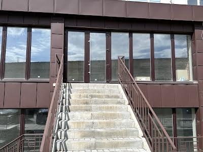 коммерческая по адресу Высочана ул., 18