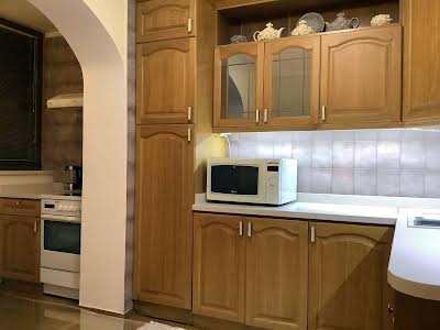 квартира за адресою Біличанська вул., 5