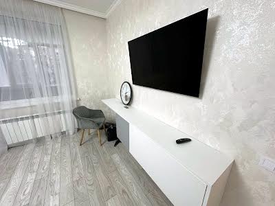 квартира по адресу проспект героїв україни, 13з