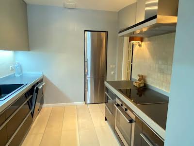 квартира за адресою Верховинна вул., 35